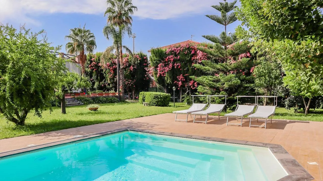 Holiday home Archirafi Garden Villa Riposto Italy